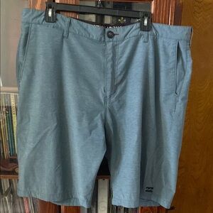 Billabong Men's Blue Shorts Size 38